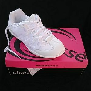 Brand new Chasse Ace II cheer shoes size 5